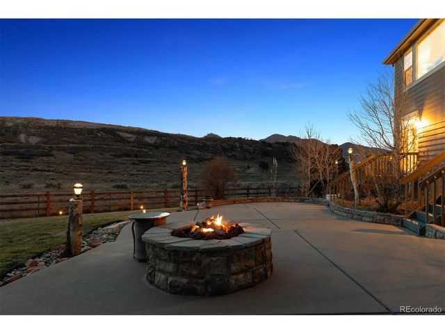 8367 Hackamore Rd, Littleton, CO 80125