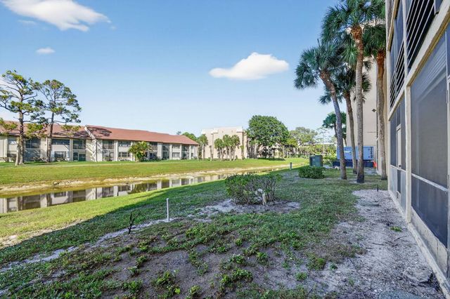7770 Tahiti Lane 102, Lake Worth, FL 33467