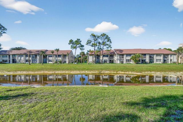 7770 Tahiti Lane 102, Lake Worth, FL 33467