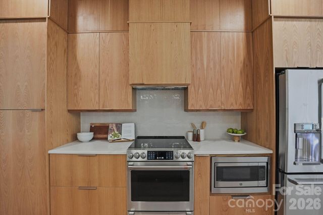 608 E 16th Street, Charlotte, NC 28206