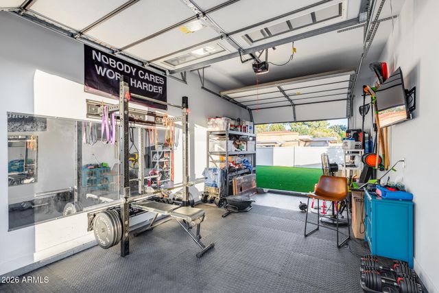 8211 N 17TH Avenue, Phoenix, AZ 85021