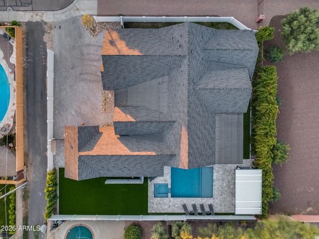 8211 N 17TH Avenue, Phoenix, AZ 85021