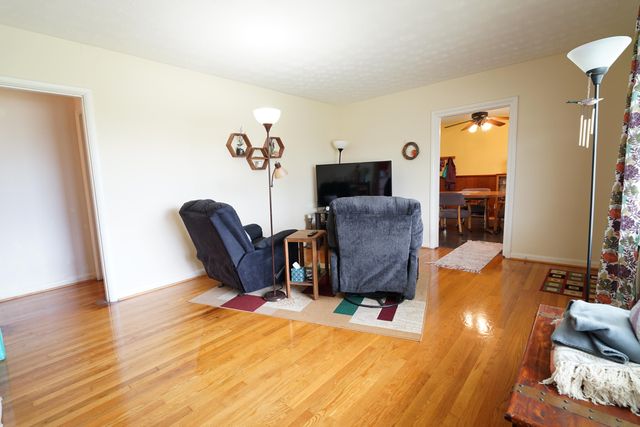 198 W Mason Avenue, Danville, KY 40422