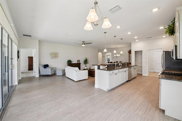 27040 CAMERONS RUN, Leesburg, FL 34748