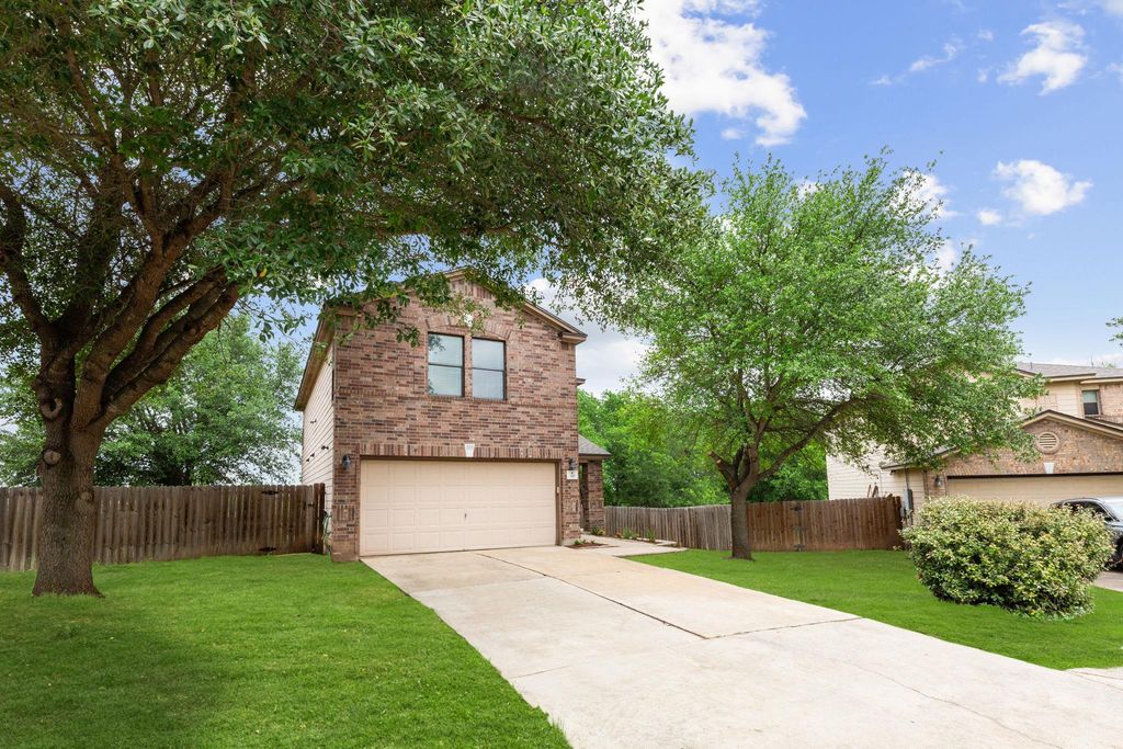 310 Myrtle ST, Kyle, TX 78640