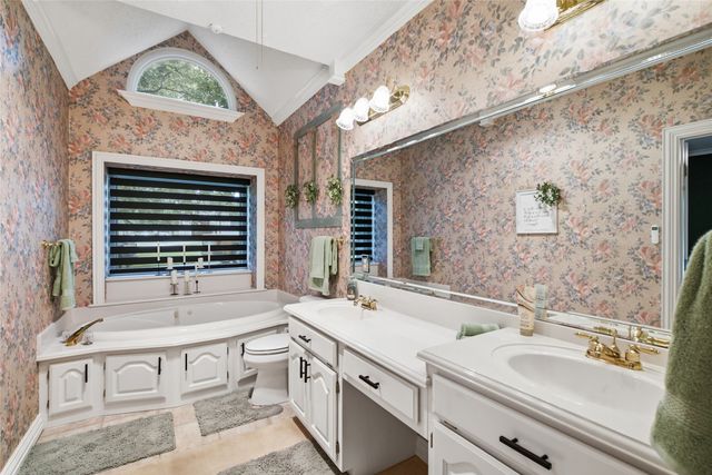 152 Fox Road, Weatherford, TX 76088