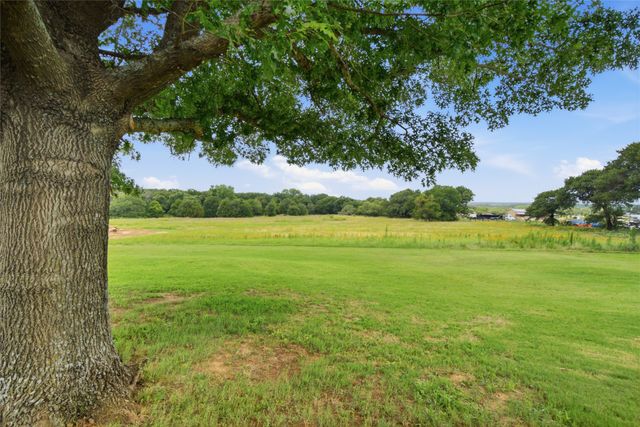 152 Fox Road, Weatherford, TX 76088