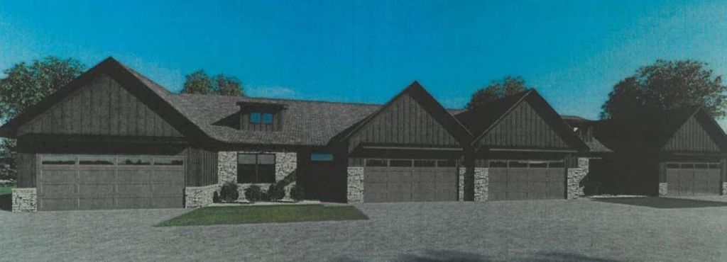 3375 SHAWANO AVENUE, Green Bay, WI 54313