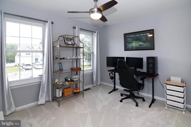 13 WYE MILL DR, Sicklerville, NJ 08081