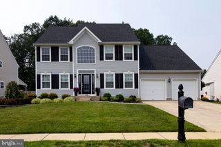 13 WYE MILL DR, Sicklerville, NJ 08081