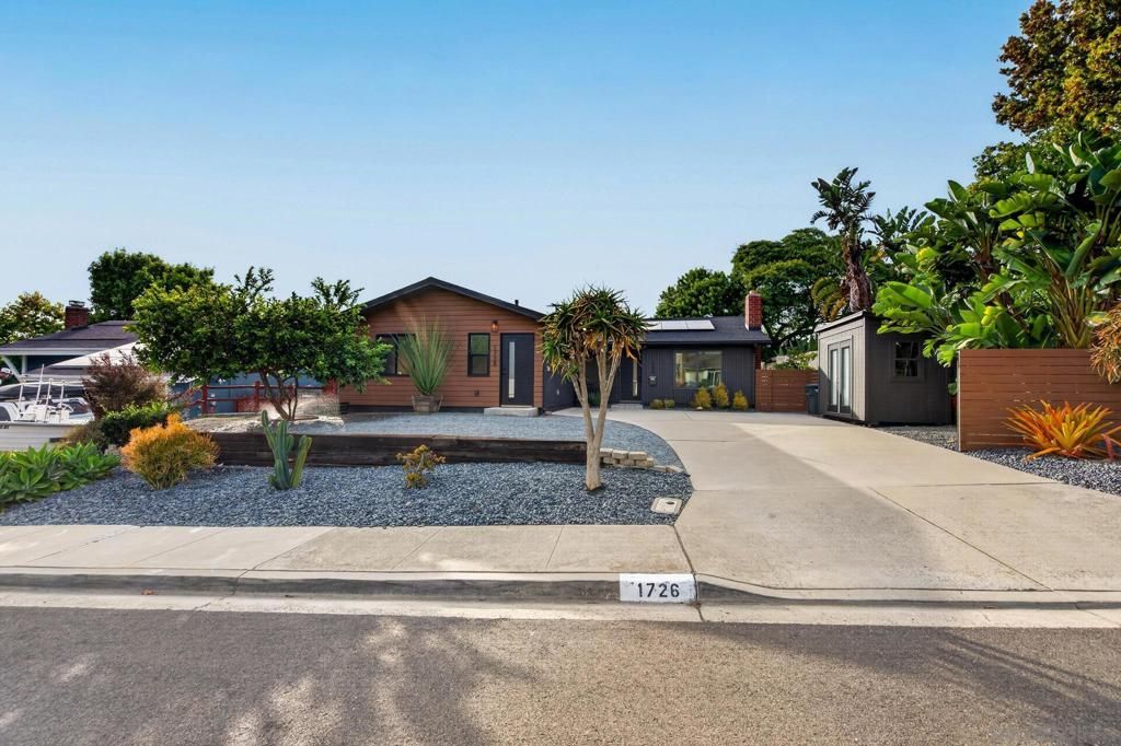 Image 6 of property listing at 1726 28 Red Barn Road, Encinitas, CA 92024