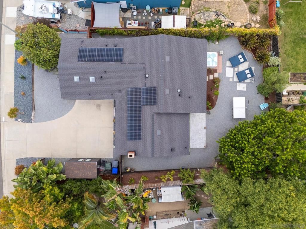 Image 73 of property listing at 1726 28 Red Barn Road, Encinitas, CA 92024