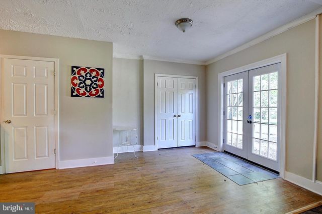 16119 HAMPTON RD, Hamilton, VA 20158