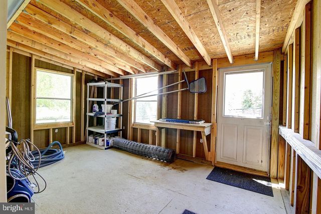 16119 HAMPTON RD, Hamilton, VA 20158