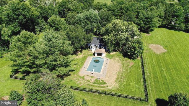 16119 HAMPTON RD, Hamilton, VA 20158