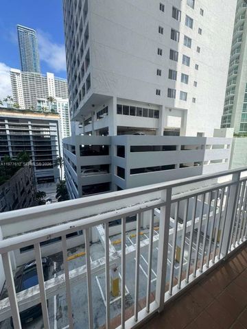 185 SE 14th Ter 812, Miami, FL 33131