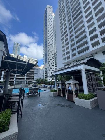 185 SE 14th Ter 812, Miami, FL 33131