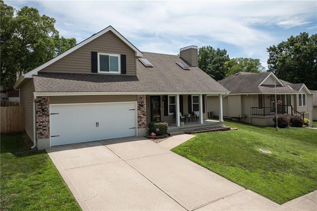 3700 SW 11th Street, Blue Springs, MO 64015