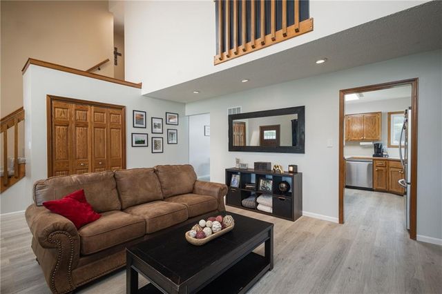3700 SW 11th Street, Blue Springs, MO 64015