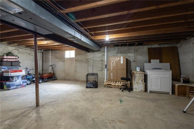 3700 SW 11th Street, Blue Springs, MO 64015