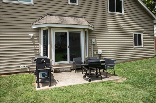 3700 SW 11th Street, Blue Springs, MO 64015