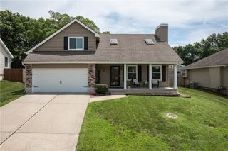 3700 SW 11th Street, Blue Springs, MO 64015