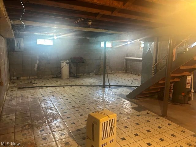 5220 Royalwood Road, North Royalton, OH 44133