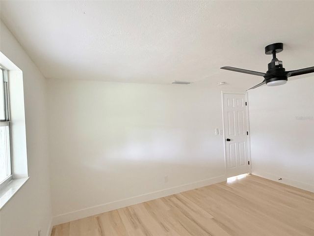8512 LONGBOAT LANE, Hudson, FL 34667