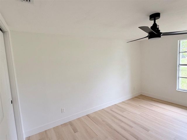 8512 LONGBOAT LANE, Hudson, FL 34667