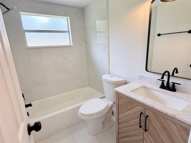 8512 LONGBOAT LANE, Hudson, FL 34667