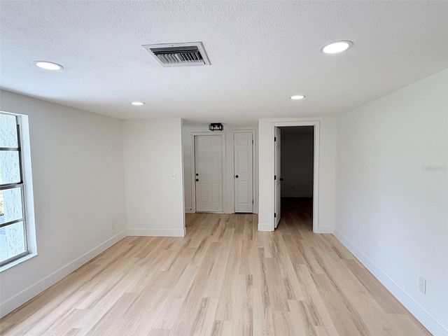 8512 LONGBOAT LANE, Hudson, FL 34667