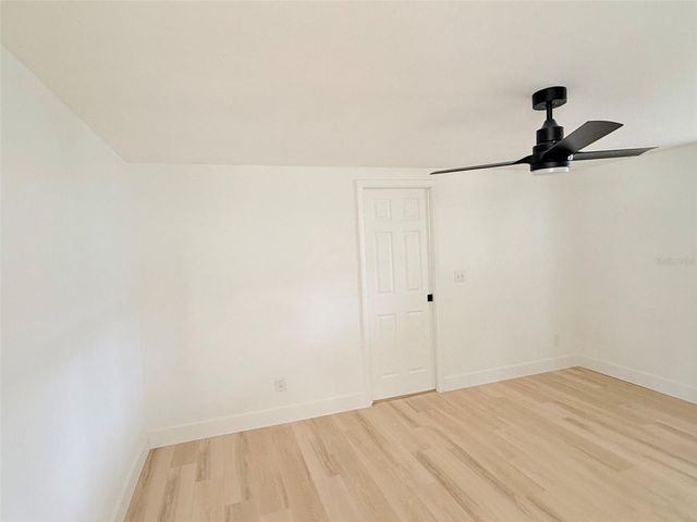 8512 LONGBOAT LANE, Hudson, FL 34667