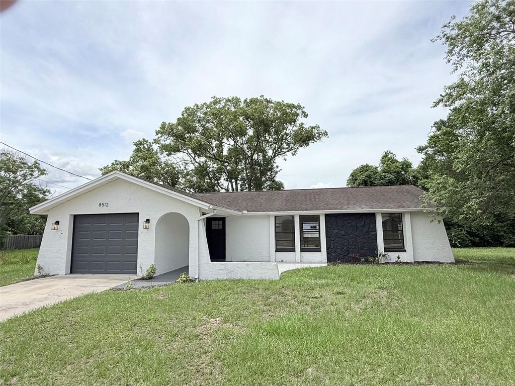 8512 LONGBOAT LANE, Hudson, FL 34667