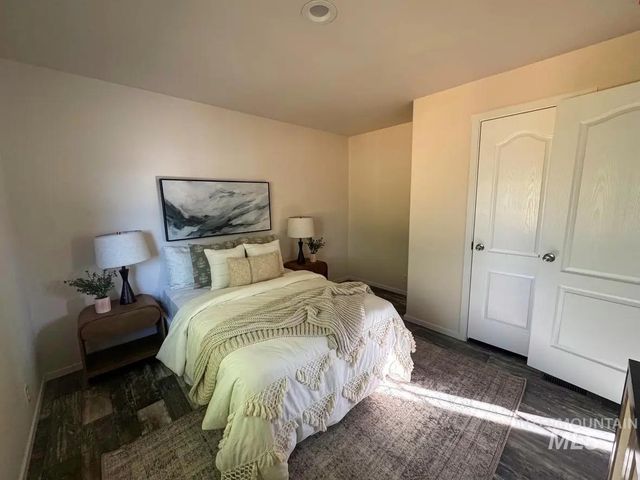 370 W 12th S 3, Mountain Home, ID 83647