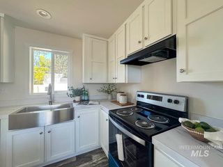 370 W 12th S 3, Mountain Home, ID 83647