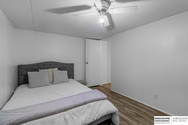 1021 Gordon Drive, Lincoln, NE 68522