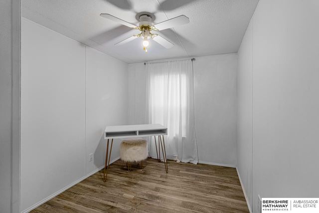 1021 Gordon Drive, Lincoln, NE 68522