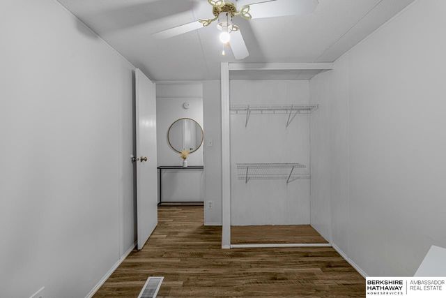 1021 Gordon Drive, Lincoln, NE 68522