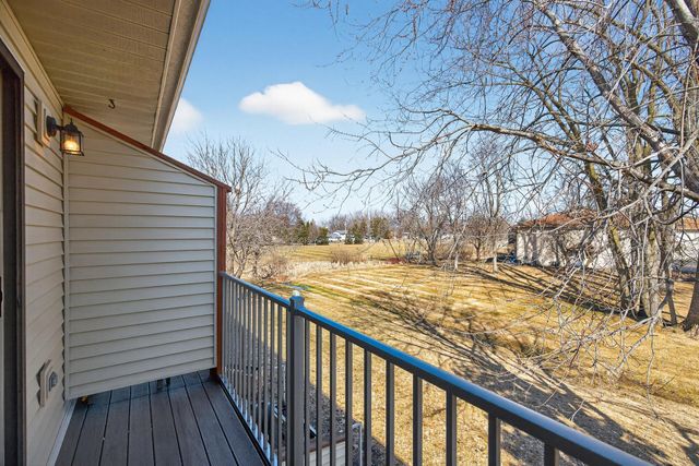 3306 Greenbrier Street 3306D, Vadnais Heights, MN 55127