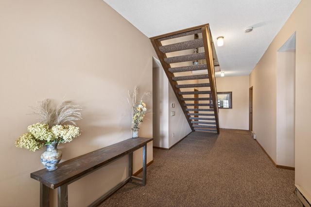 3306 Greenbrier Street 3306D, Vadnais Heights, MN 55127