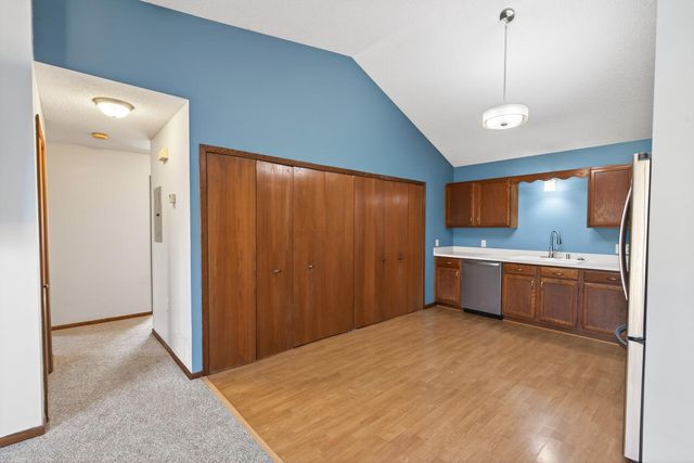 3306 Greenbrier Street 3306D, Vadnais Heights, MN 55127