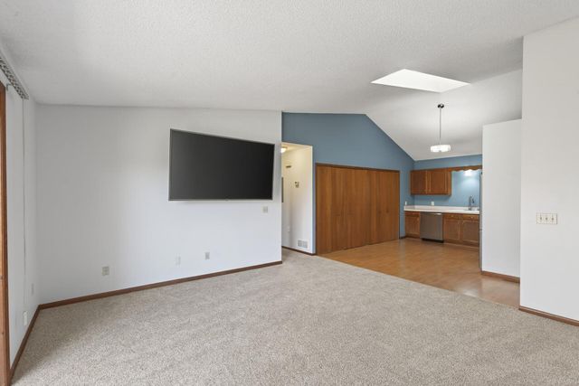 3306 Greenbrier Street 3306D, Vadnais Heights, MN 55127