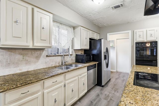 4623 Wee Lassie Lane, Houston, TX 77084