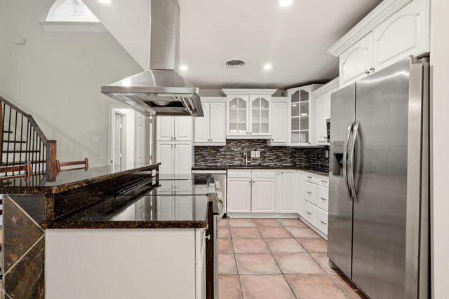 7354 Walling Lane, Dallas, TX 75231