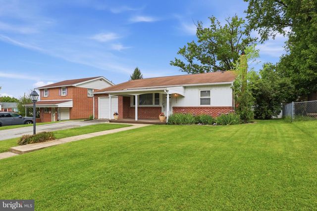 2993 5TH AVE, York, PA 17402