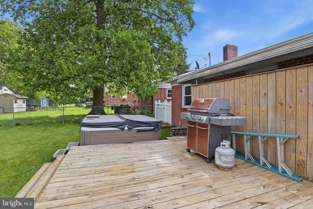 2993 5TH AVE, York, PA 17402