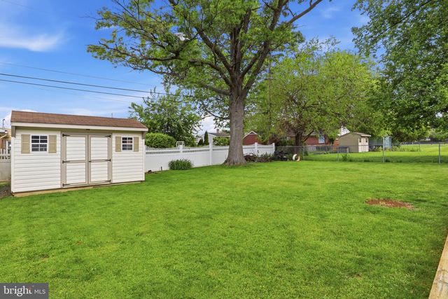 2993 5TH AVE, York, PA 17402
