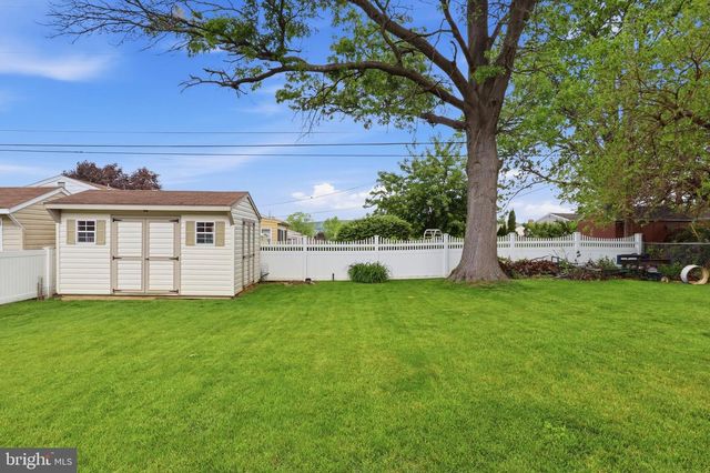 2993 5TH AVE, York, PA 17402