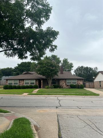 2313 Dalewood Lane, Bedford, TX 76022