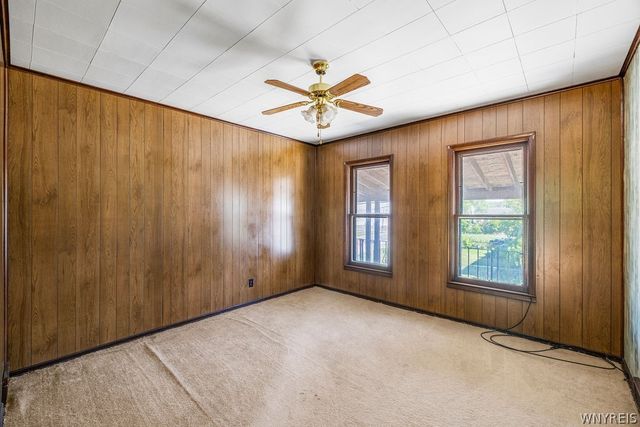 1823 Whitney Avenue, Niagara Falls, NY 14301